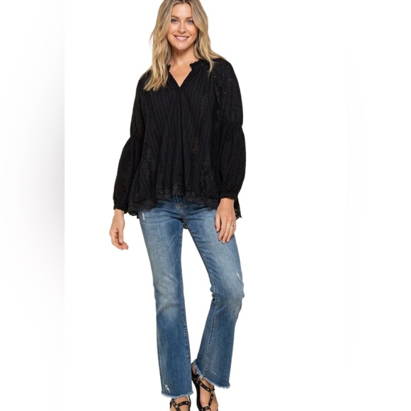 POL Tops - POL Cotton Lace Eyelet Blouse Size Small BRAND NEW